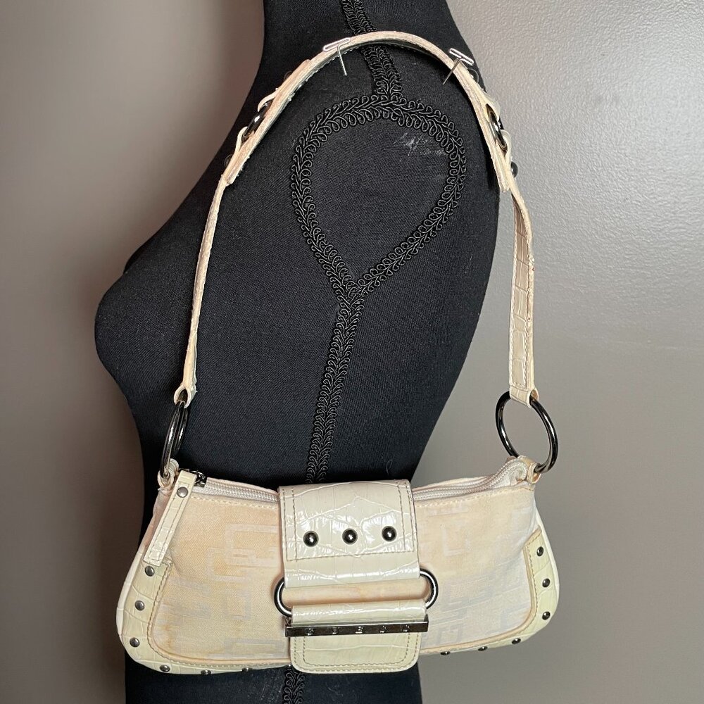 GUESS Vintage Y2K Cream Monogram Studded Faux Croc Baguette Shoulder Bag